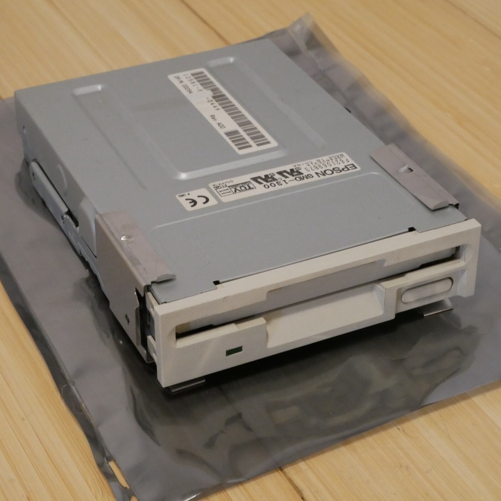 EPSON SMD-1300 Internal Floppy Disk Drive FDD 3.5‎ inch 1.44Mb Beige - Tested 04